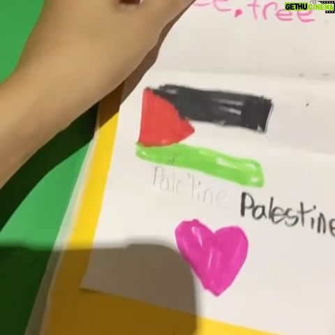 Faezah Elai Instagram - Aurora made this video on her tiktok.. #freepalestine #savepalestine #istandwithpalestine #palestine🇵🇸 #palestinewillbefree #auroraheyricca