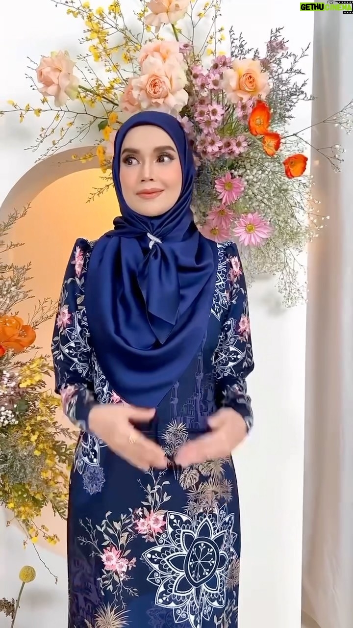 Faezah Elai Instagram - When u believe u can fly without wings.. 🤣😂 Salam Jumaat everyone.. Wearing @mawarcotton . #ootd #jumaatootd #faezahelaiootd #ootdfaezahelai #mawarcotton #faezahelai