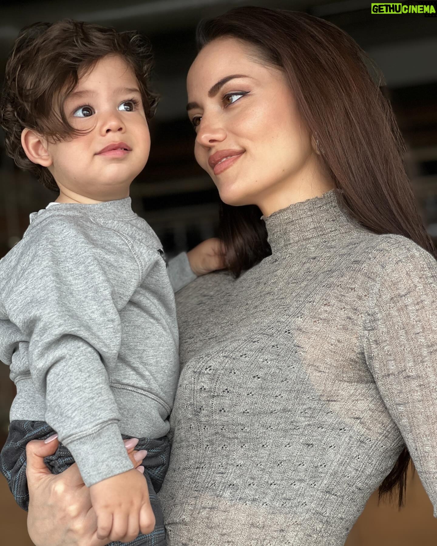 Fahriye Evcen Instagram - My all.. 💙🪬