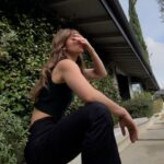 Faith Ordway Instagram - a tasteful forest green