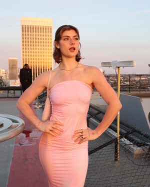Faith Ordway Instagram - pink ^-^