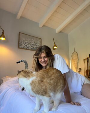 Faith Ordway Instagram - lounging around