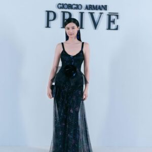 Fala Chen Instagram - Incredible collection presented at #giorgioarmaniprivé in Paris! Thanks for having me again @giorgioarmani #robertaarmani 🌹 🌹 🌹