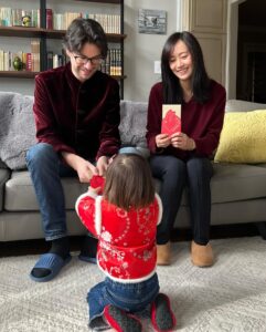 Fala Chen Instagram - HAPPY NEW YEAR！祝大家新年快樂、身體健康、心想事成！🧧🧧 #yearoftherabbit