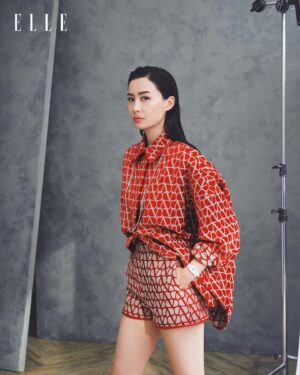 Fala Chen Instagram - 2023, here we come! January cover of @ellehongkong with the inspiring @gigilai_official 
Photo @m.a.t.t.h.u.i
Styling @alexanderlex
Styling assistant @_nobodyismyname_
Art direction @kim_au
Hair @alexso_theattic
Makeup @anniegchan 
Coordination @karenhahaha #ellehk