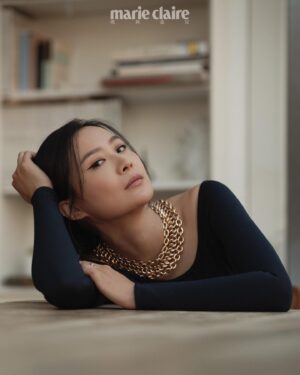 Fala Chen Instagram - April issue of Marie Claire! Spring is finally here but NYC was NOT that warm when we shot this 🥶… thanks everyone who kept me warm on location. What a lovely team of people to work with❤️@marieclaire_hk
Photography: @myrthegiesbers , assisted by Rob Berry
Producer: @_eeeeeven_  @apexcomm
Production Manager: @panfriedfish_ 
Styling: @_mauricio_quezada_ , assisted by @wishthanasarakhan
Makeup: @kevincheahmakeup
Hair: @seunghyun_nyc , assisted by Jung Won Han
Wardrobe: @ralphlauren