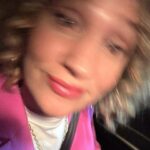Farah Zeynep Abdullah Instagram - curly and pink