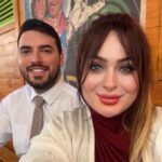 Farrah Yousef Instagram - كيفكن يا حلوين🙋🏼‍♀️ نحنا رح نفطر بعد شوي و حبينا نسلم عليكن و نتمنالكن افطار طيب و لَمّة حلوة😘💖 .. شو محضرين اليوم عالفطور ؟ #رمضان #رمضان_كريم #رمضان_شهر_الخير #رمضان_يجمعنا