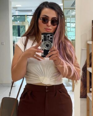Farrah Yousef Instagram - 