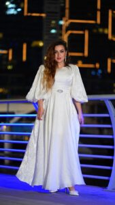 Farrah Yousef Instagram - يا 🏃🏼‍♀️🏃🏻‍♂️ ع #حلب 💖 معاكم راح ، يامحملين ال 🍇 تحت 🍇 🍏