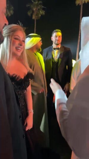 Farrah Yousef Instagram - ‏تشرفت بلقاء أصحاب المعالي و السمو ❤️ شكرا على كلماتكم الطيبة والجميلة وتشجيعكم الدائم ✨
عاشت #الامارات شعباً وحكاماً و أرضاً ‏🤍 #دار_زايد #دبي #العين #الشارقة #أبوظبي
