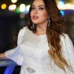 Farrah Yousef Instagram - ‏شو عم تتابعو من مسلسلات و برامج رمضان ؟ .. و هل ياترى شايفين انو السنة البرامج فيها مبالغة غير مقبولة لحد ما ، ولا ملاقيينا عادية ؟ ⁧‫#رمضان ‬⁩
