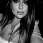 Farrah Yousef Instagram - مين بيتذكرها ؟ او مين بيعرفها ؟ و حدا فيكن جريء كفاية ليقول اذا صارت معو ؟ ❤️💔