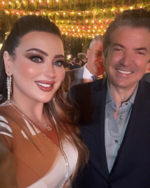 Farrah Yousef Instagram - Was absolutely delightful to see these two iconic artists that we all love 💕✨