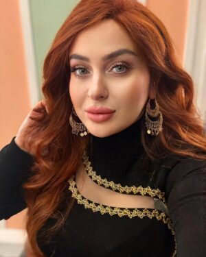 Farrah Yousef Instagram - صح سحوركم✨ و انشالله بكرا يكون أحلى و أحسن 🙏🏻✨ تصبحو على ألف خير✨ و مرة تانية كل عام و أمهاتنا جميعاً بألف خير🥰✨
#رمضان #رمضان_كريم #رمضان_شهر_الخير #عيدالام