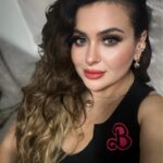 Farrah Yousef Instagram - كيفكن و كيف أيامكن ؟ شو بتتوقعو رح يكون نوع الاغنية اللي جاي ؟ 😘