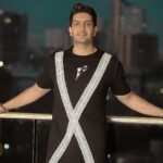 Farzad Farzin Instagram - دوباره يه فصل تازه توي زندگی ِ من باش توي لحظه هام بمون و عاشقم باش ممنون از تمام عزيزاني كه در شب تولدم به يادم بودن💖 #تولد #فرزادفرزین #farzadfarzin #birthday