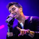 Farzad Farzin Instagram – ای کاش آن روز که تنها خاطره ای از من برایت ماند…لبخند بزنی
لحظاتی بیاد ماندنی از کنسرت ستاره ها از زاویه دوربین @amirrezarayati1 
راستی کنسرت ستاره ها ۴ بهمن در برج میلاد تمدید شد،یادتون نره ❤️❤️❤️
#فرزادفرزین #farzadfarzin1 #کنسرت #farzadfarzin #کنسرت_تهران #برج_میلاد #برج_میلاد_تهران #بهمن