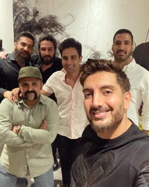 Farzad Farzin Instagram - Friends 💖
#farzadfarzin #birthday #memorable