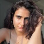 Fatima Sana Shaikh Instagram – Gussa lag rahi hun, Par hun nahi.. shayad hun.. pata nahi.. 
confused definitely hun. Thanks. Bie. 

#randompost