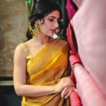 Fatima Sana Shaikh Instagram – In my ‘nazakat’ era

@shantibanaras