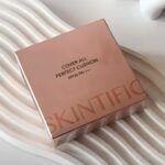 Fatin Afeefa Instagram - One of my favourite cushion foundation yang Fa pakai sekarang is 🥁🥁🥁….. It is the Skintific Cushion Foundation! Fa memang in love betul dengan coverage dia, with one dab can cover my entire face tau. You guys should try it now!😉 @skintific.my #skintific.my