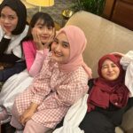 Fatin Shidqia Instagram – WAKAKA mata kita kayak capung 🤣