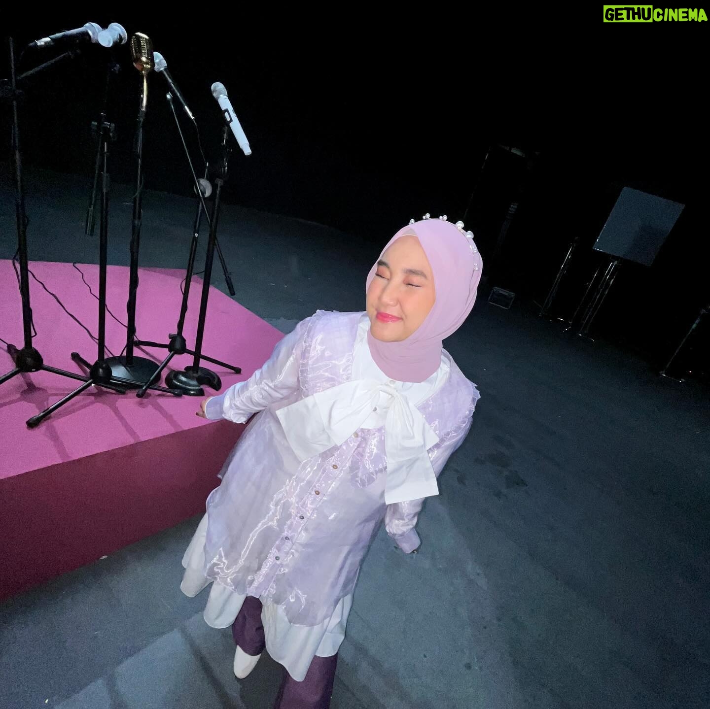 Fatin Shidqia Instagram - gaya foto friendster bgt