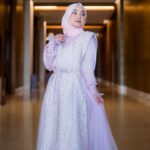 Fatin Shidqia Instagram - you get me excited. :) ⠀⠀⠀⠀⠀⠀⠀⠀⠀⠀⠀⠀ ⠀⠀⠀⠀⠀⠀⠀⠀⠀⠀⠀⠀ ⠀⠀⠀⠀⠀⠀⠀⠀⠀⠀⠀⠀ Dress by @magdaraofficial Styled by @_gilygily Make up by @cantikawannadewi Hijab by @awanisaw