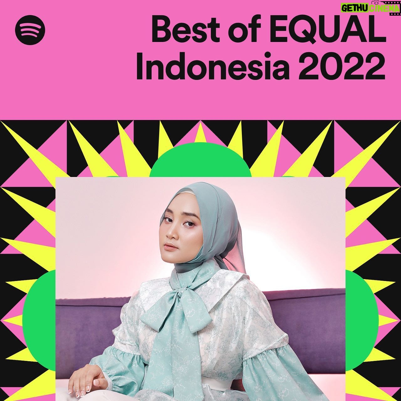 Fatin Shidqia Instagram - HAAAA SENENG BGTTT alhamdulillah!!! 🥹🥹🥹 Terima kasih banyaaakkk buat temen-temen yang udah dengerin lagu aku, yang udah masukin lagunya ke instastory, atau yang udah jadiin lagu aku soundtrack di hidup kamu!!! d(TT_TT)b @spotifyid @sonymusicid @fatinisticofficial Ngga sabar buat rilis lagu lainnyaaaa!!! Lagu sedih kali ya? HMMMMM