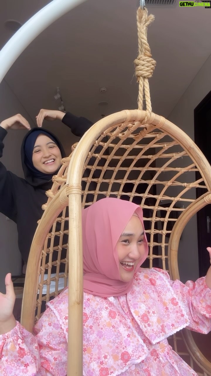 Fatin Shidqia - 31.8K Likes - menyambut tahun baru bareng temen duet baru, gimana ges?