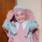 Fatin Shidqia Instagram – HAAAA SENENG BGTTT alhamdulillah!!! 🥹🥹🥹

Terima kasih banyaaakkk buat temen-temen yang udah dengerin lagu aku, yang udah masukin lagunya ke instastory, atau yang udah jadiin lagu aku soundtrack di hidup kamu!!! d(TT_TT)b @spotifyid @sonymusicid @fatinisticofficial 

Ngga sabar buat rilis lagu lainnyaaaa!!! Lagu sedih kali ya? HMMMMM