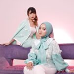 Fatin Shidqia Instagram – Menurut kamu kita lagi ngerebutin siapa? MV beberapa hari lg btw!!! 😳 #BukanKamu
