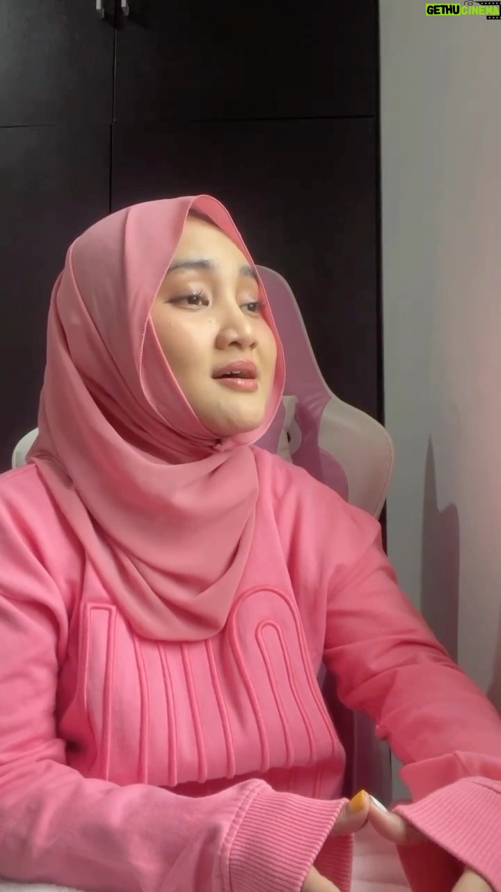 Fatin Shidqia Instagram - lagi terngiang-ngiaaang