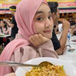 Fatin Shidqia Instagram - paling enak abis perform emang makan mie