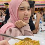 Fatin Shidqia Instagram - paling enak abis perform emang makan mie