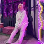 Fatin Shidqia Instagram – Foto blm mandi dan baru tidur 2 jam tapi tetep hepiiii karena di Bandung!!! 😋