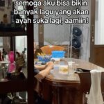 Fatin Shidqia Instagram - ayah aku keren bgt emang ga ada tandingannya walau kadang gengsian tp super kawaii!!!!!!! 😚🤍🫶🏼🥹