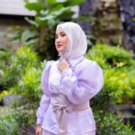 Fatin Shidqia Instagram - on to better things ✨ ⠀⠀⠀⠀⠀⠀⠀⠀⠀⠀⠀⠀ ⠀⠀⠀⠀⠀⠀⠀⠀⠀⠀⠀⠀ ⠀⠀⠀⠀⠀⠀⠀⠀⠀⠀⠀⠀ Outfit by @knw.brand Styled by @_gilygily Make up by @cantikawannadewi Hijab by @awanisaw