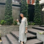 Febby Rastanty Instagram - #betterlatethannever my #eidoutfit 😆❤️ mohon maaf (lagi) ya jika ada salah kata dan perbuatan. Selamat kembali bekerja semua 😌🫶🏻