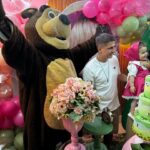 Felipe Prior Instagram - Aniversário da dudinha, eu sendo urso por alguns minutos . Em família . 🐻🐻🐻‍❄️🐻‍❄️