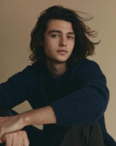 Felix Mallard Instagram - “If young men can see themselves in Marcus, then hopefully it can inspire them to shake things up a bit... validate that it’s ok to be vulnerable and have insecurities, but also that it’s not ok to hide behind those insecurities and hurt others as a result.” Spoke with @schonmagazine about Ginny and Georgia, Zoey’s Playlist and ASL - available in print or digitally. photography. @raulromo fashion. @mrmontyjackson @aframe_agency hair grooming. @nellichristine @thewallgroup styling assistant. @claudiavlasimsky words. @abbyand.sage