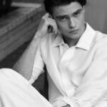 Felix Mallard Instagram - SOGNI D’ORO @tingsmagazine ♥️ Photographed by: @JustinCampbellStudios Styled by: @MrMontyJackson Grooming by: @hairbycandicebirns