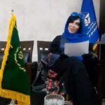 Felor Nazari Instagram - وقتی دلهامون با هم یکیه وقتی ما خانواده ای به بزرگی ایران هستیم اگه در این خانواده کسی اشتباه کرد یا پاهاش لغزید ما کنارش می مونیم و حمایتش می کنیم آزادی زندانیان غیر عمد وظیفه ی ماست من شیرین ترین لحظه هارو تجربه کردم وقتی زندانی آزاد میشه خدایا توفیق خدمت روز افرون مرحمت کن آمین @zanjireh.eshgh
