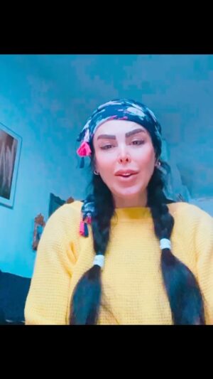 Felor Nazari Instagram - بیا دریا کاری کن 😍

سرمست آهنگ زیبای خواننده ی محبوبم گوگوش بودم ❤️ 

@googoosh

@felornazarii
@felornazarii
@googoosh 

#فلورنظری#گوگوش#آواز#دابسمش