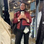Feni Rose Instagram - Serunya blanja di Shimokitazawa .. beli apa aja siih? Cekidot. Setelah 2 jam ngukur kompleks ini, Lalu @audikiranaa bertanya : “mom, inget toko pertama yg aku masukin nggak?” “Dek, jalan pulang aja mami musti cek google, apalagi di kampung orang ini 🤪🤪🤪” Japan2024 D3