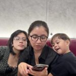Feni Rose Instagram – Tempat bersandar…. Bahu yg kuat, kaki yg kokoh, hati yg penuh kebaikan ❤️ @gnnrmgvrl @audikiranaa @janedkharisma