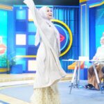 Feni Rose Instagram - Reaksi gemes, ( tp bukan gemes manja) setelah denger cerita yg menguras emosi … duuuh… mulut julidku iniih tak tahaaaan…