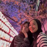 Feni Rose Instagram – Udh beberapa kali liburan cuma berdua aja sama @audikiranaa , ke mana mana modalnya cuma browsing dan google map .. dan tentu saja wifi yg super kenceng dg kuota unlimited.. bahkan ada money back guarantee 100 persen, garansi bisa langsung terhubung wifinya.. apalagi kl bukan @javamifi .. 

Begitu mendarat  lgs aja aktifin modem  @javamifi nya .. bisa untuk 5 devices, CS 24 jam, dan bisa connect di lebih dari 200 negara. 

Udah berasa akamsi lah.. dari Tokyo, cari2 rute ke shimokitzawa, Osaka, Nara, Muter2 Kyoto.. amaan .. wifi aman lah kl ada @javamifi 

#kuotatanpabatas