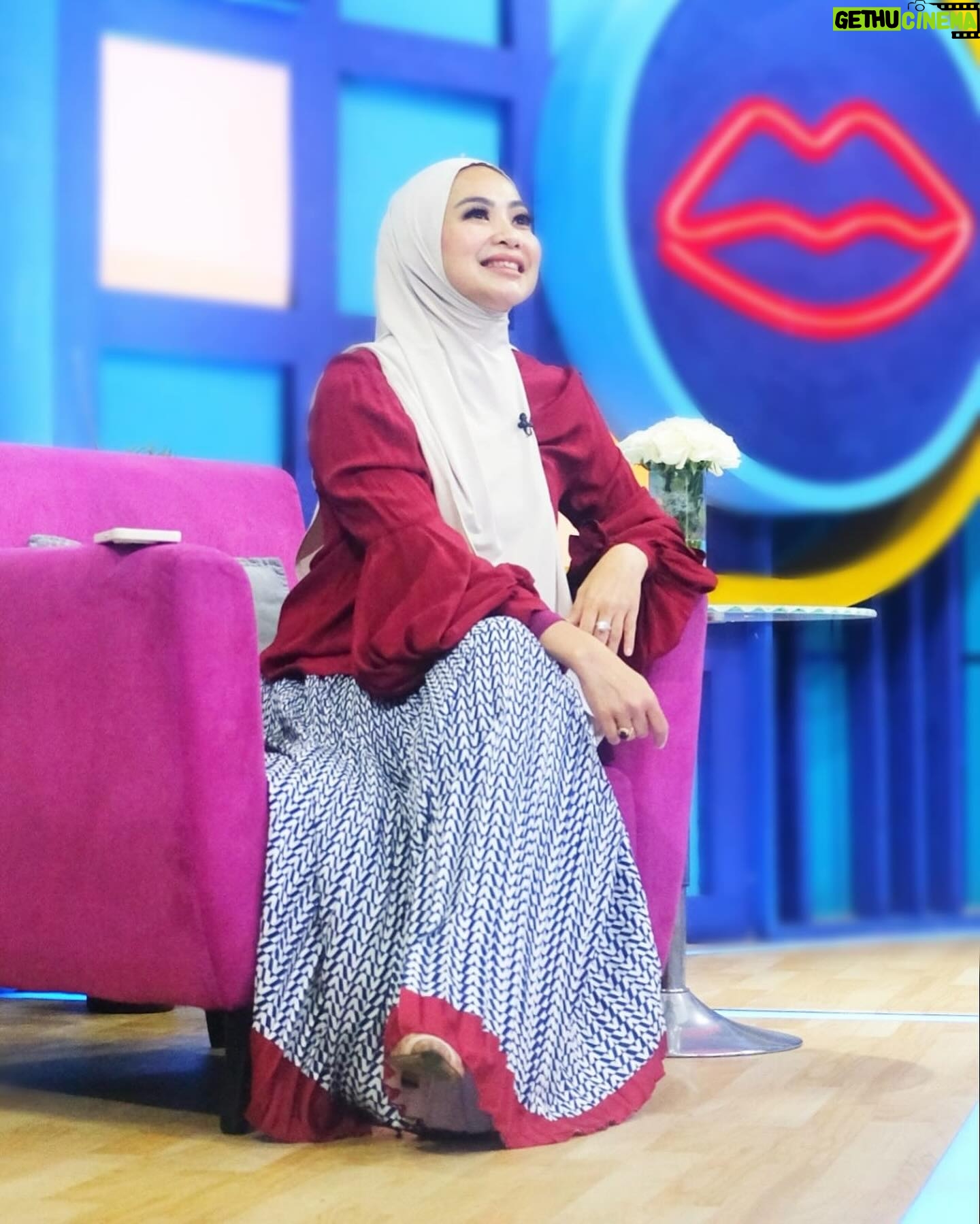 Feni Rose - 1.6K Likes - 3 hari ini, pencerahannya tentang “hati” ..